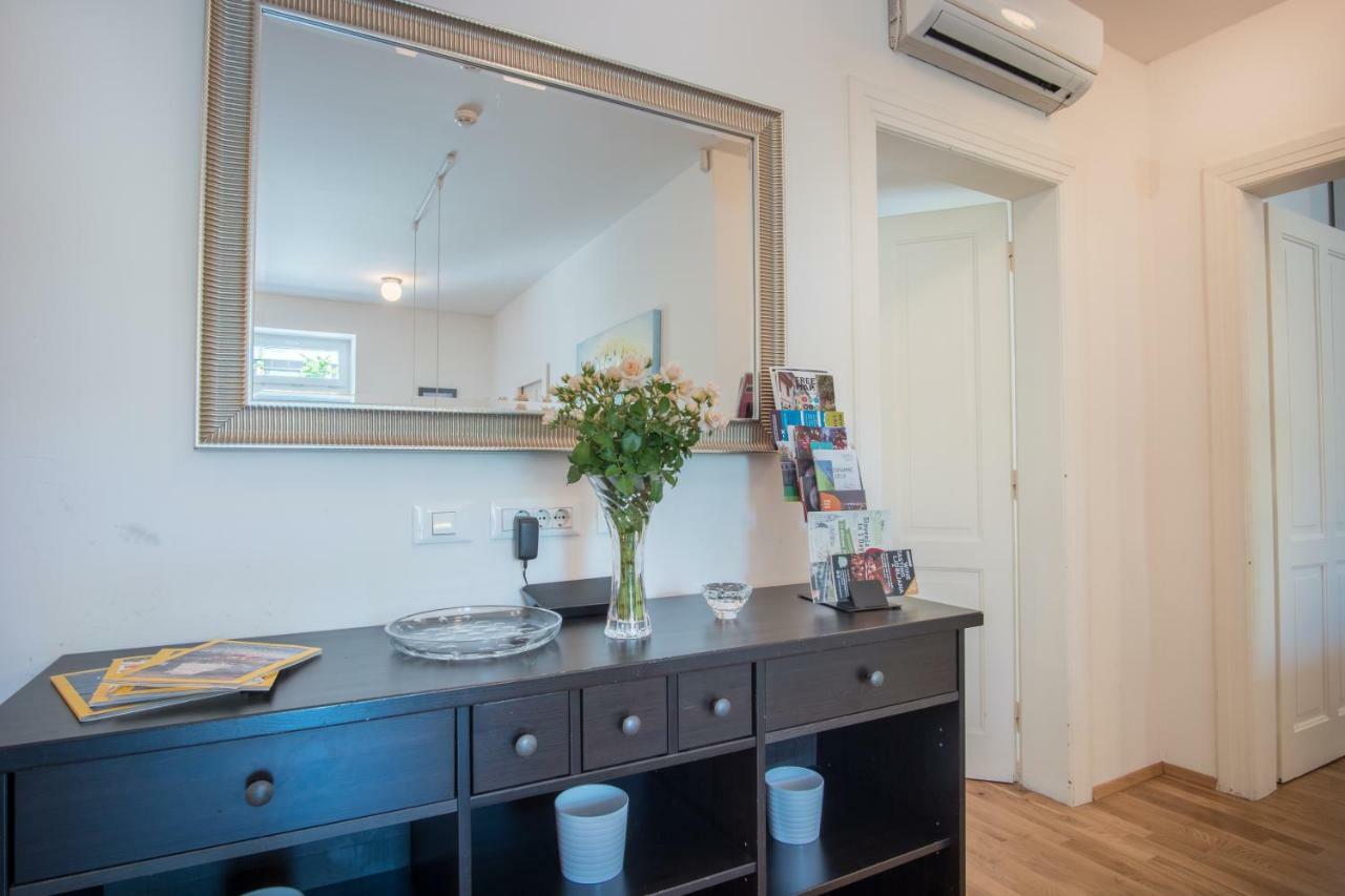 Luxury Central Apartment Liubliana Exterior foto