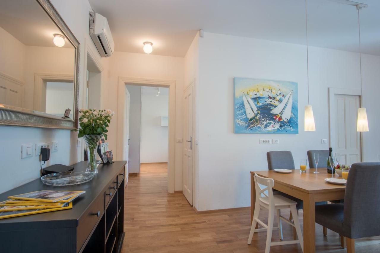 Luxury Central Apartment Liubliana Exterior foto