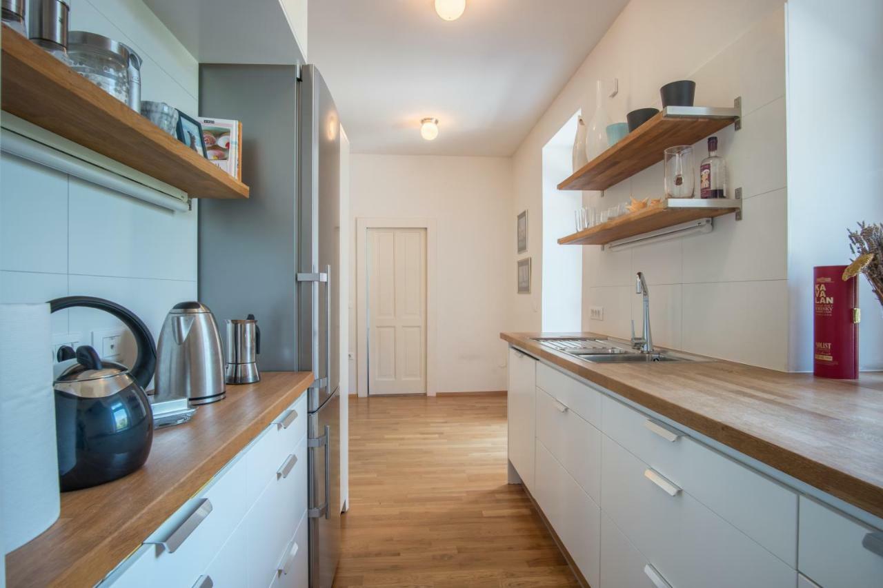 Luxury Central Apartment Liubliana Exterior foto